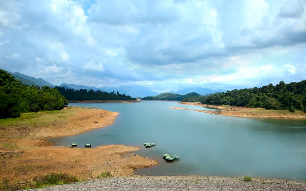 Lake near Thenmala